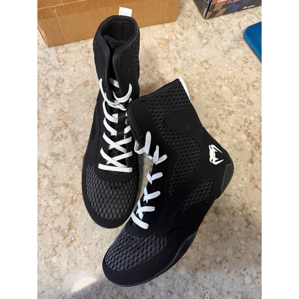 Venum Elite Evo Boxing Shoes Black White Mens 7 VENUM-04958 Training Boots